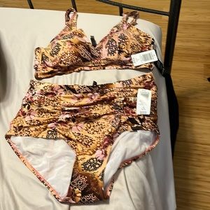 Torrid size 1 bikini NWT this is a size 14 to 16